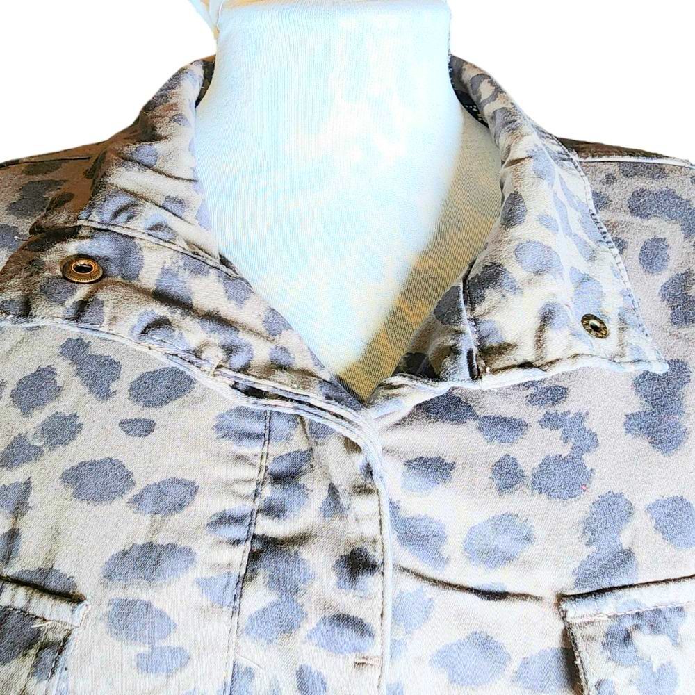 Knox Rose Gray Cheetah Print Drawstring Utility Jacket Size M - Picture 7 of 12